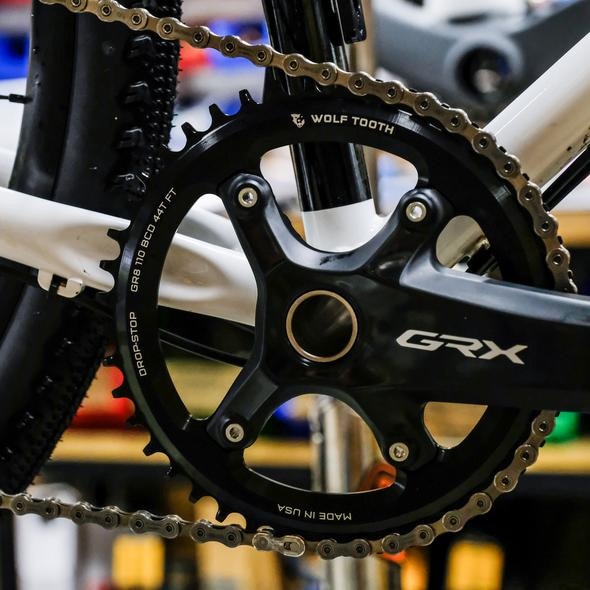 ウルフトゥース　GRX用チェーンリング 36t ウルフトゥース 110 BCD 4 Bolt Chainring for Shimano GRX 36T