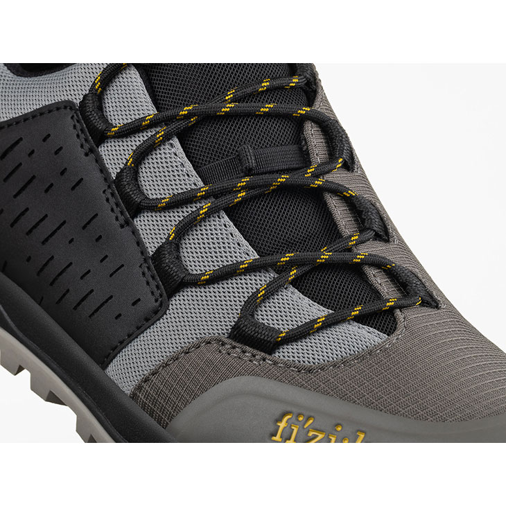 フィジーク X2 TERRA ERGOLACE FLAT GTX アンスラサイト/ブラック