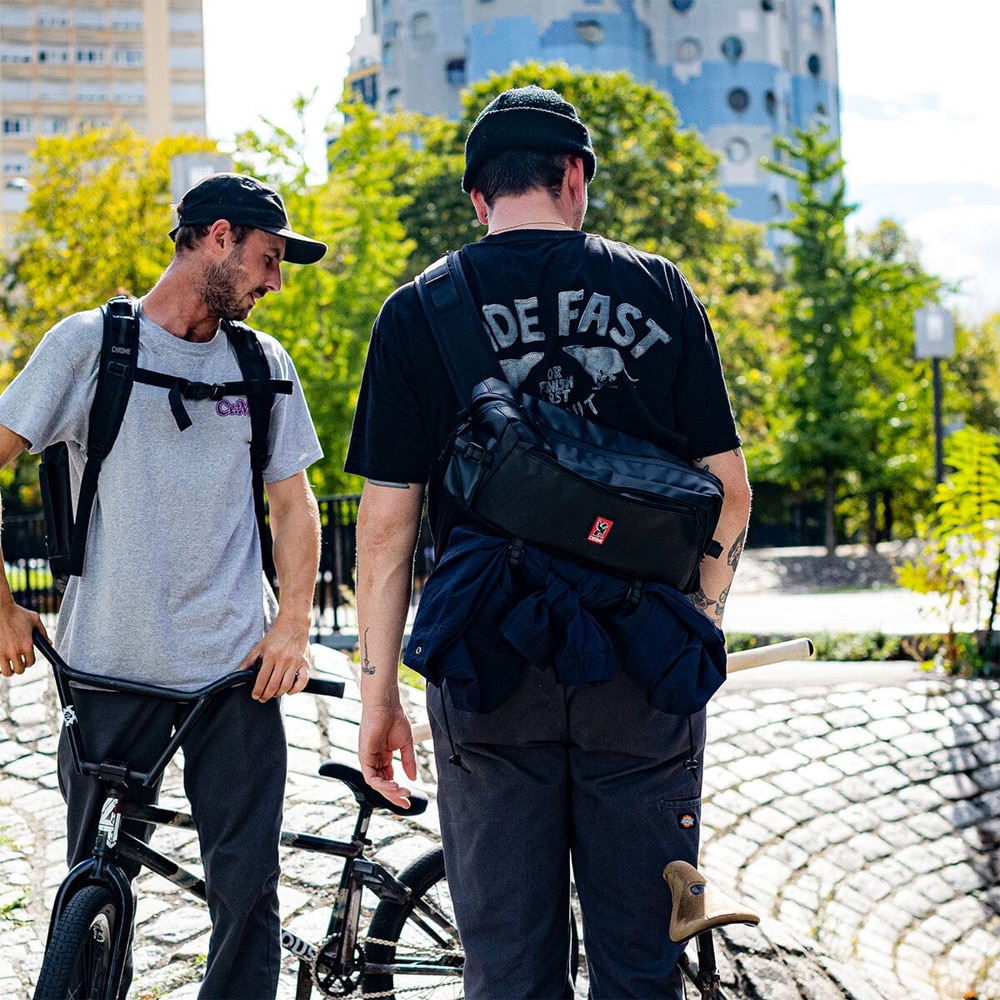 クローム MINI KADET 5L スリングバッグ ブラックタープ