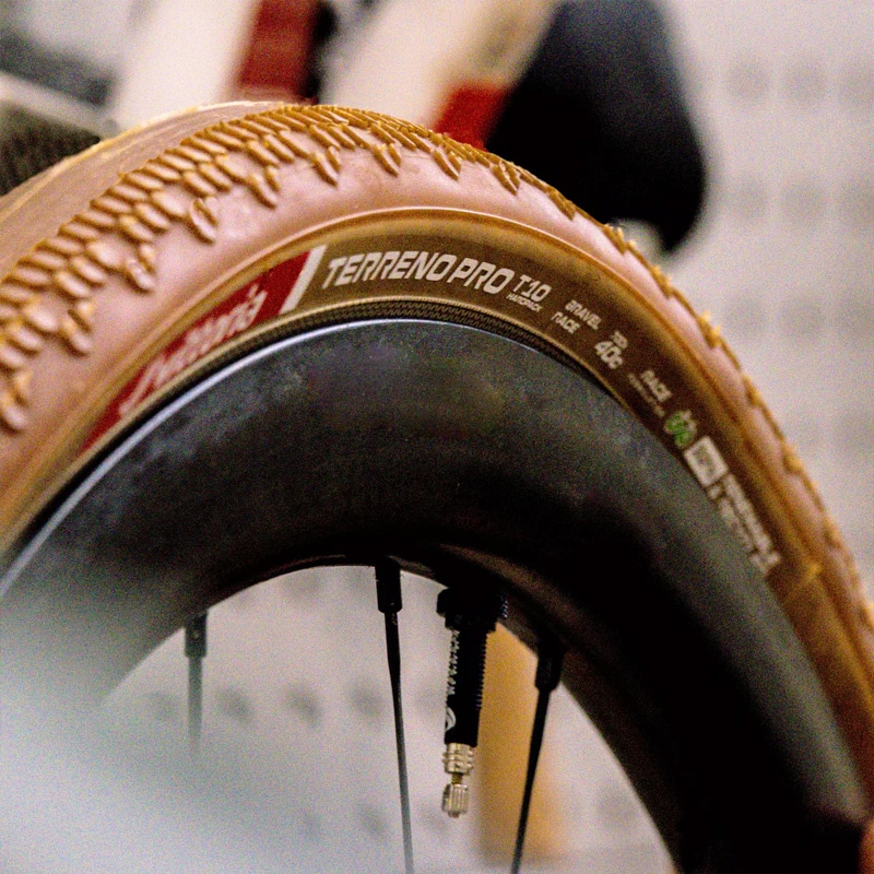 ビットリア Terreno PRO T10 hardpack TLR チューブレスレディ 700×35C