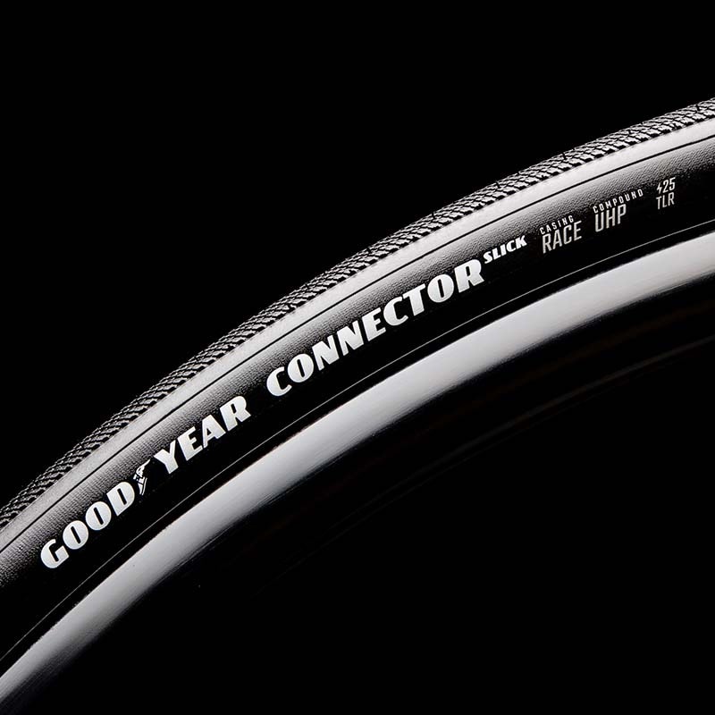 グッドイヤー CONNECTOR SLICK 700×40C チューブレスレディ ブラック