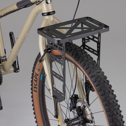 フロントキャリア　おそらくMTB用　カンチブレーキ用　中古品 フロントキャリア おそらくMTB用 カンチブレーキ用 中古品 フロント