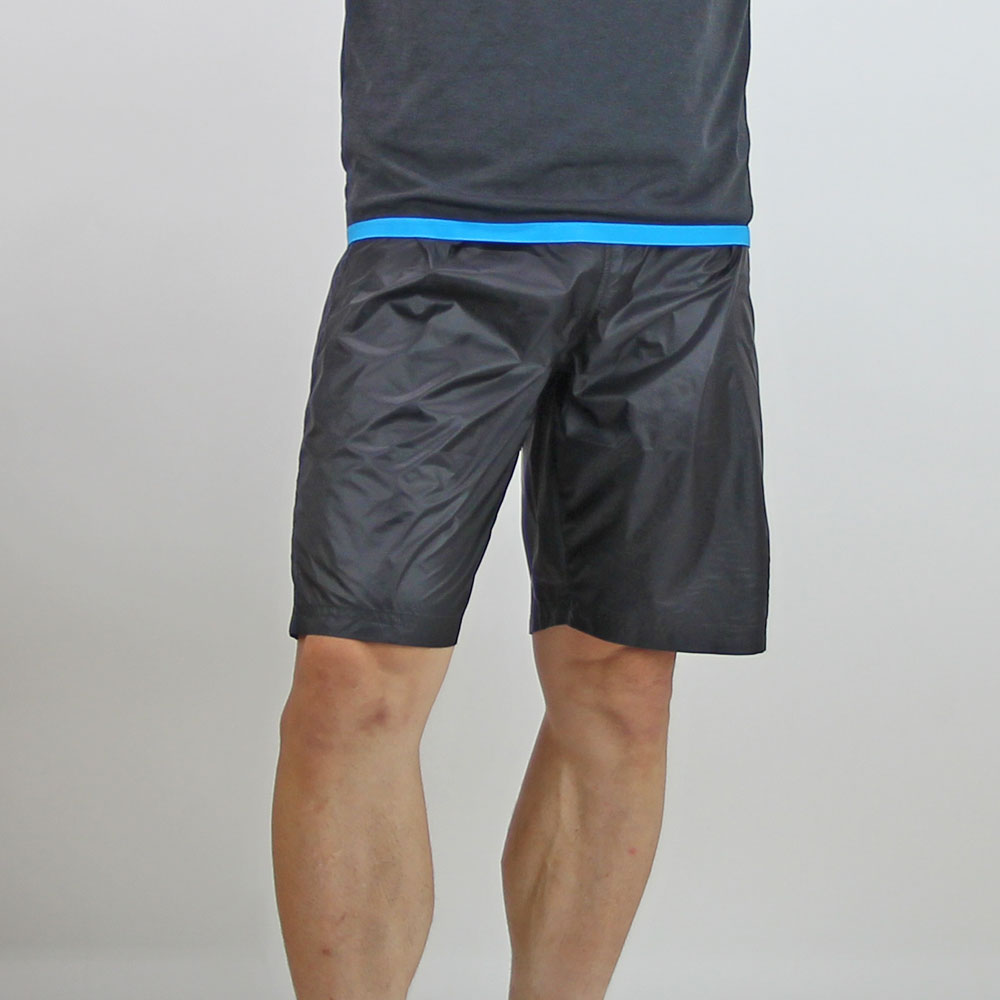 レイドジャパン ハーフパンツ ブラック【期間限定値下げ】 レイドジャパン ハーフパンツの通販 by s shop｜ラクマ