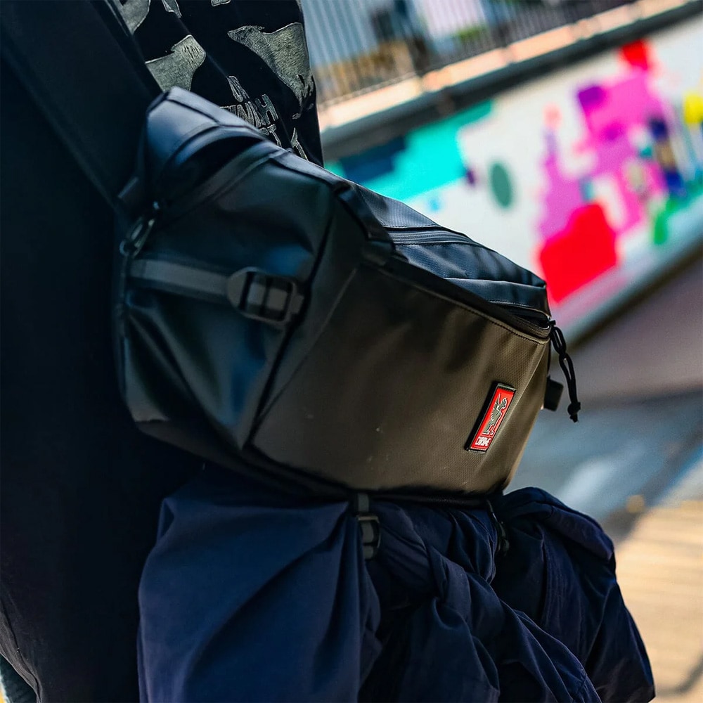 クローム KADET 9L スリングバッグ ブラックXRF | バッグ