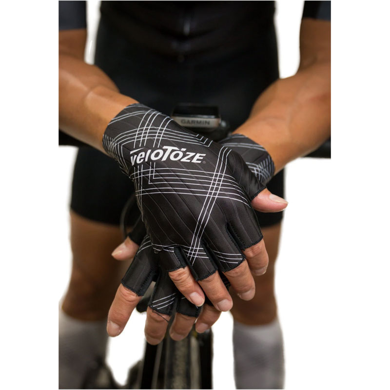 ヴェロトーゼ エアログローブ ブラック | メンズウェア,夏用グローブ