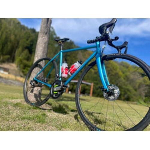 チャレンジ HCL STRADAクリンチャー 300TPI 30mm ブラック フォルダ