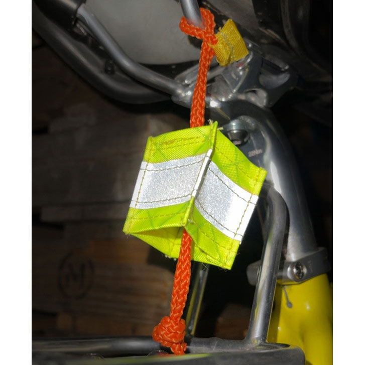 オーストリッチ ランタンルージュ 立体リフレクター | アクセサリー