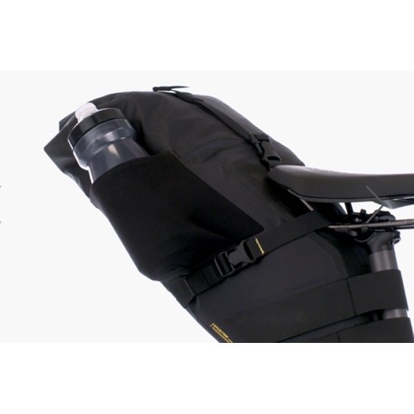 アピデュラ NEWエクスペディション サドルパック 13L | バッグ,大型