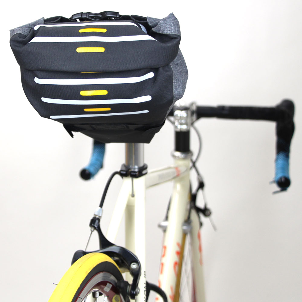 アールニーゴーマル(R250) 防水サドルバッグ スモール グレー Amazon.co.jp: アールニーゴーマル(R250) 防水サドルバッグ2 スモール