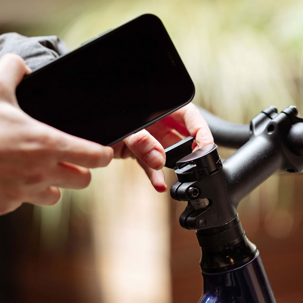 ループ マイクロマウント 自転車用スマートフォンホルダー シルバー<即