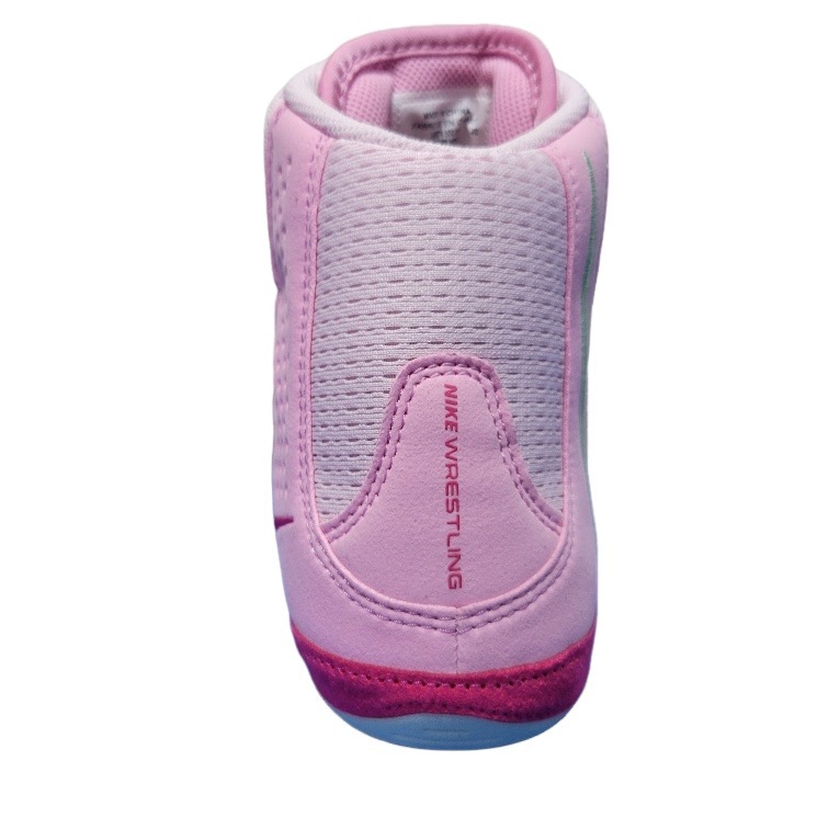 �ʥ���������եꥯ�ȣ� (NIKE INFLICT4)��[�ԥ�]��