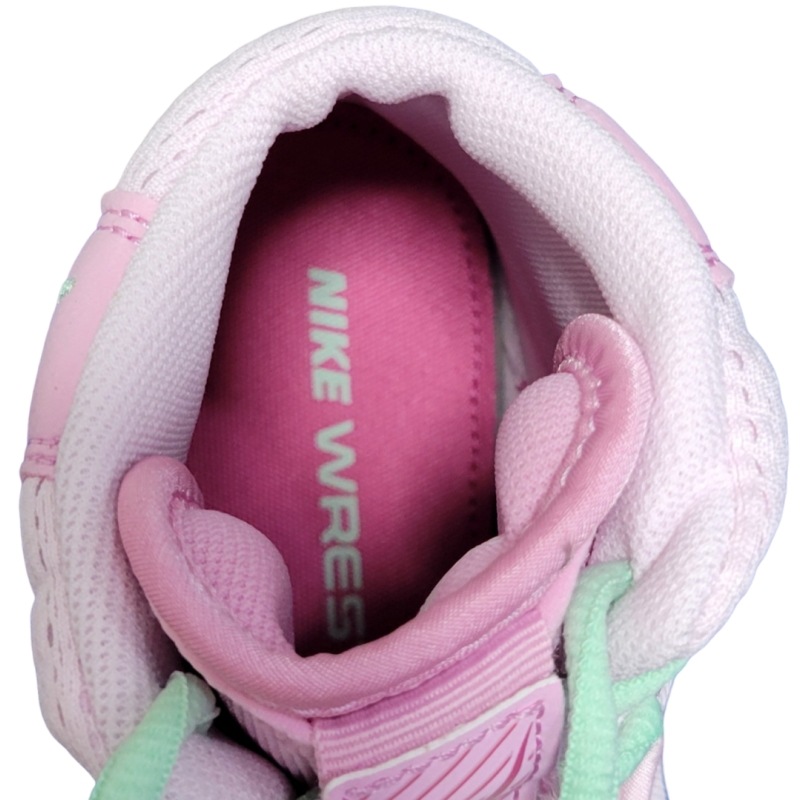 �ʥ���������եꥯ�ȣ� (NIKE INFLICT4)��[�ԥ�]��