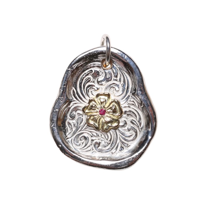 NL-0171-R KARAKUSA ROSE DARUMA PENDANT NO.171R | LARRY SMITH