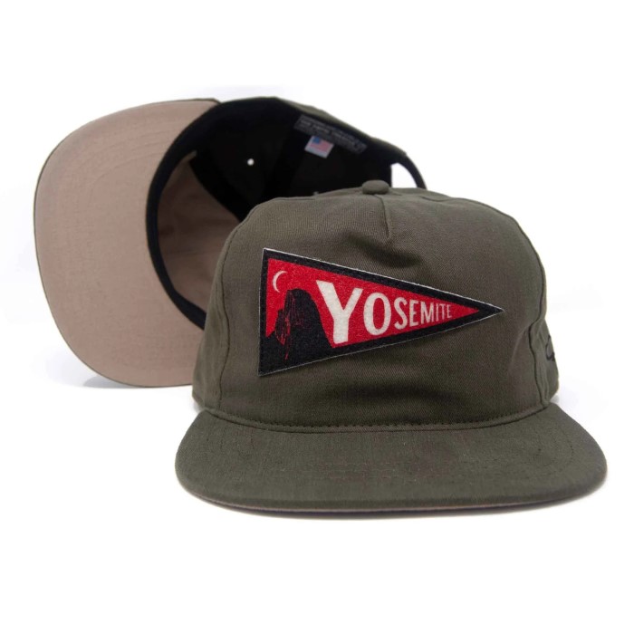 YOSEMITE NIGHT Pennant Strapback
