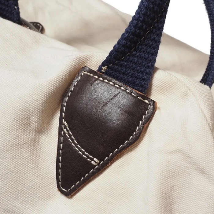 Lot JG-B03 SAILOR'S TRANSIT BAG