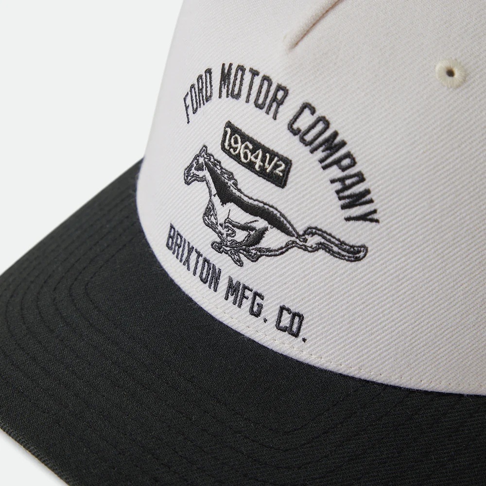 FORD MUSTANG SNAPBACK