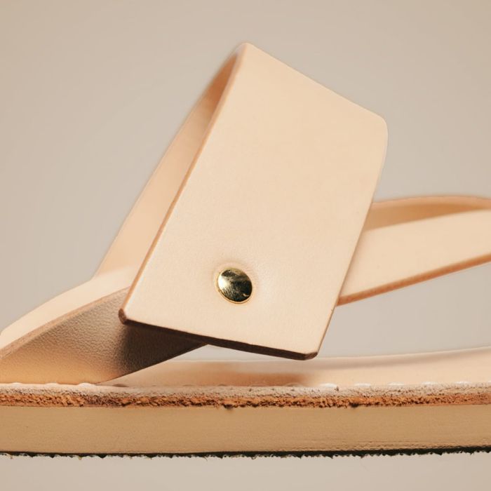 Triangular Tongs Sandal - Water-repellent Leather