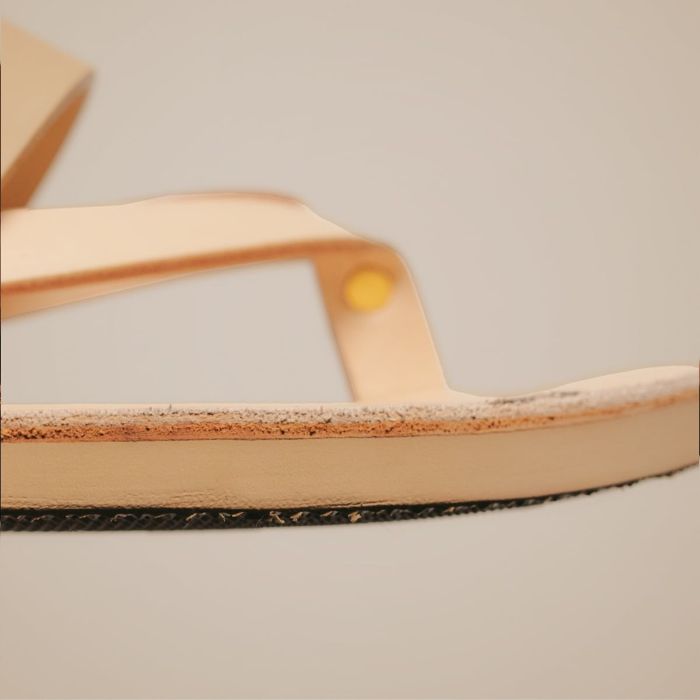 Triangular Tongs Sandal - Water-repellent Leather