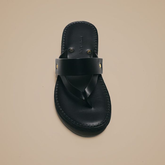 Triangular Tongs Sandal - Water-repellent Leather