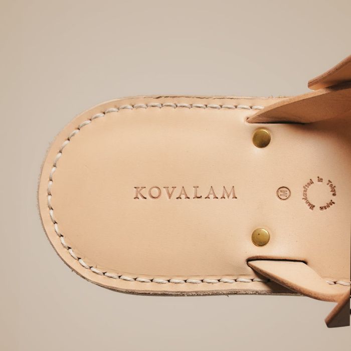 Triangular Tongs Sandal - Water-repellent Leather