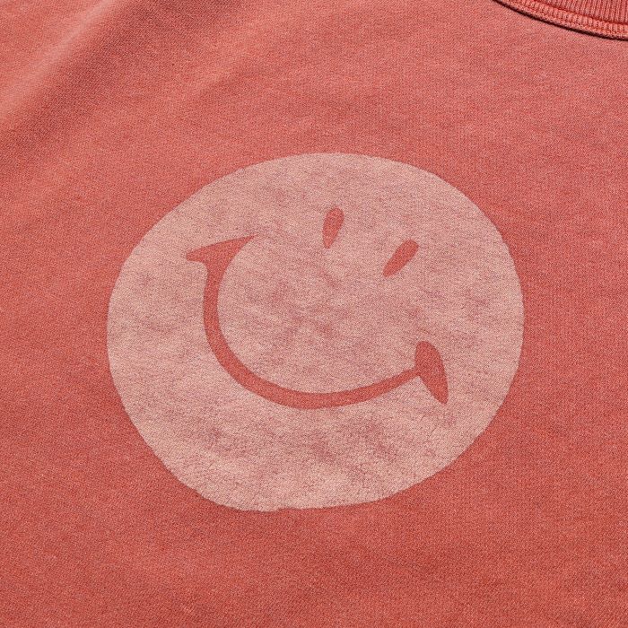 Lot 142-83003-06 "SMILE"FADED SWEAT SHIRTS