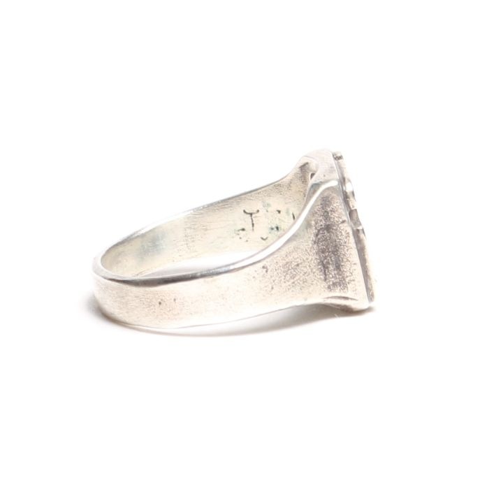 ICON SIGNET RING SWASTIKA