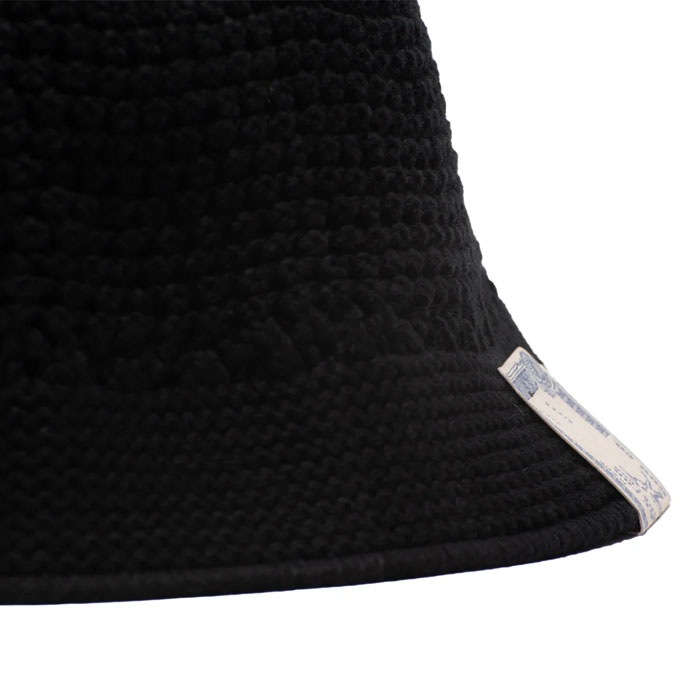 KNIT HAT