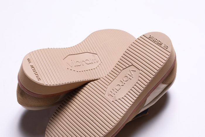 SLIP ON EASY BOOTS
