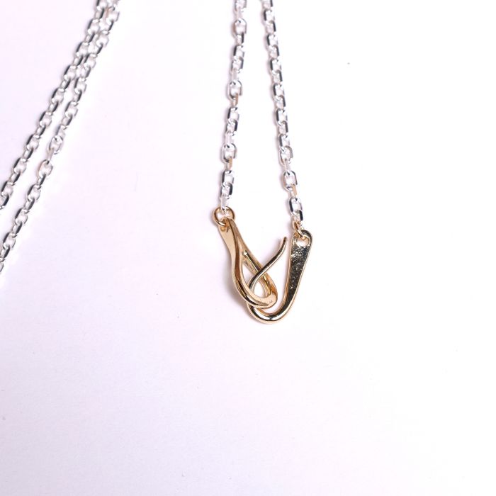 CLOUD PENDANT & 18K GOLD INFINITY HOOK & SV CHAIN SMALL