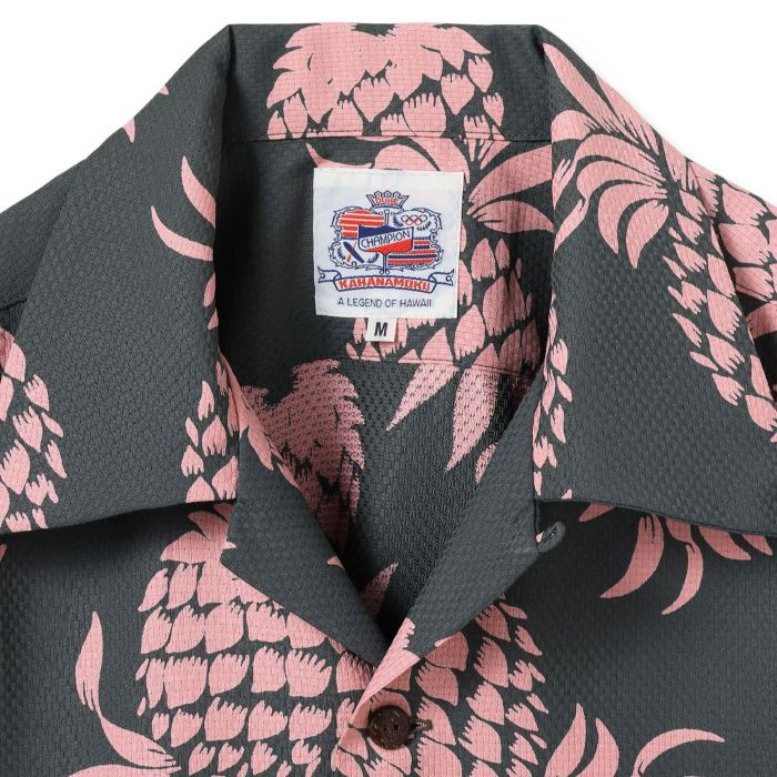 Lot No. DK39398 /  DUKE KAHANAMOKU COOLMAX��� HAWAIIAN SHIRT ��DUKE'S PINEAPPLE��