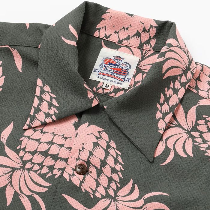 Lot No. DK39398 /  DUKE KAHANAMOKU COOLMAX��� HAWAIIAN SHIRT ��DUKE'S PINEAPPLE��