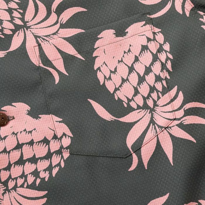 Lot No. DK39398 /  DUKE KAHANAMOKU COOLMAX��� HAWAIIAN SHIRT ��DUKE'S PINEAPPLE��