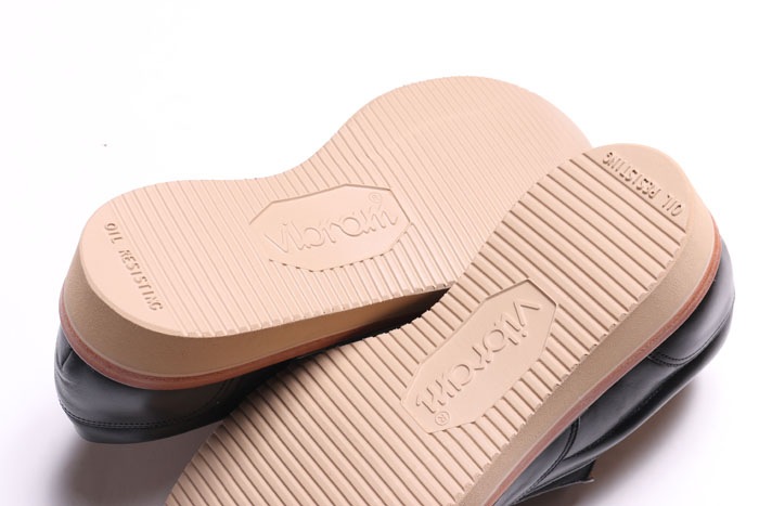 SLIP ON EASY BOOTS