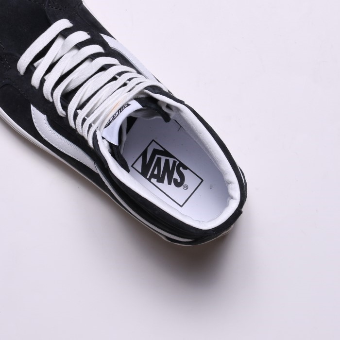 SK8-HI 38 DX VN0A5KXVKS7