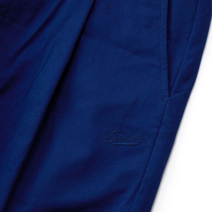 EVILACT TUCK CHINO