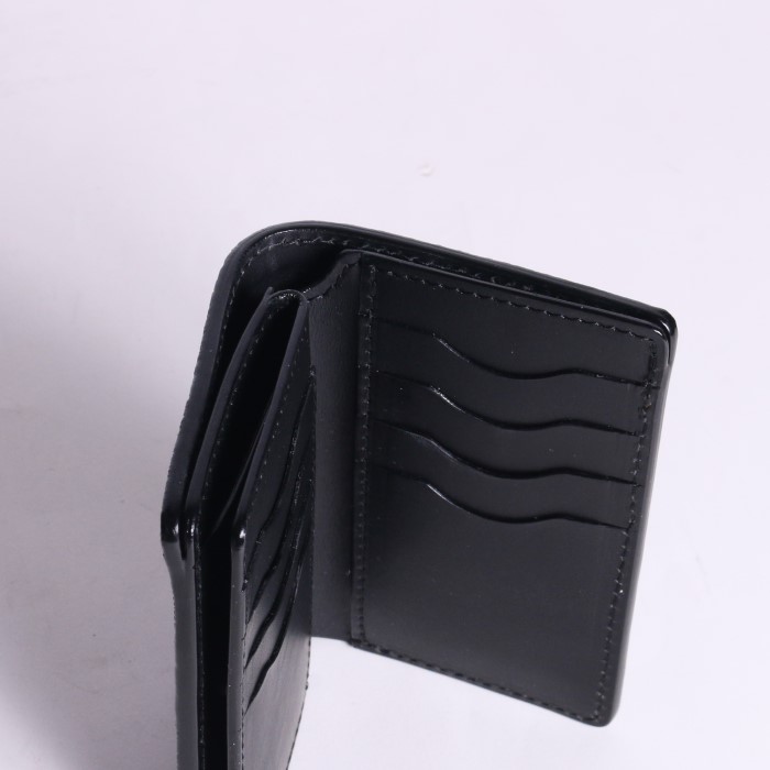 CUSTOM WALLET