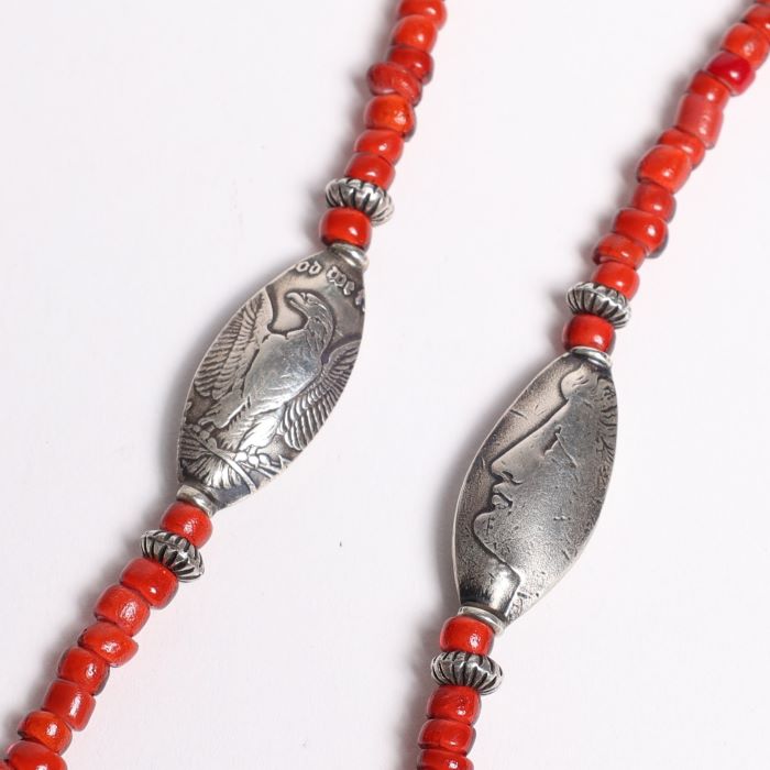 DEADSTOCK ANTIQUE WHITE HEARTS W MORGANBEADS NECKLACE