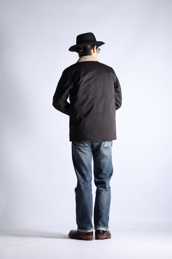 SHORT HORN LONG JACKET