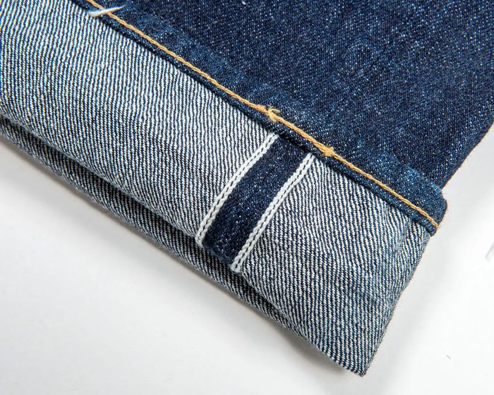 Lot 801 STRAIGHT JEANS