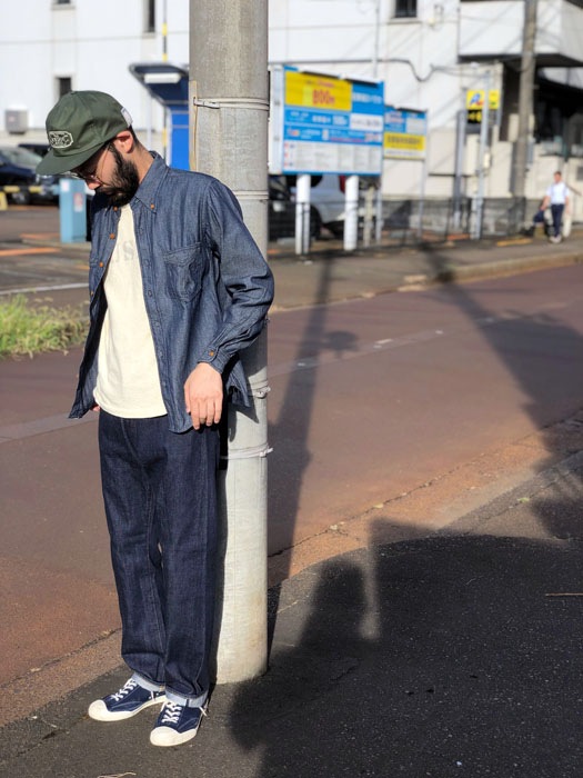 Lot 801 STRAIGHT JEANS