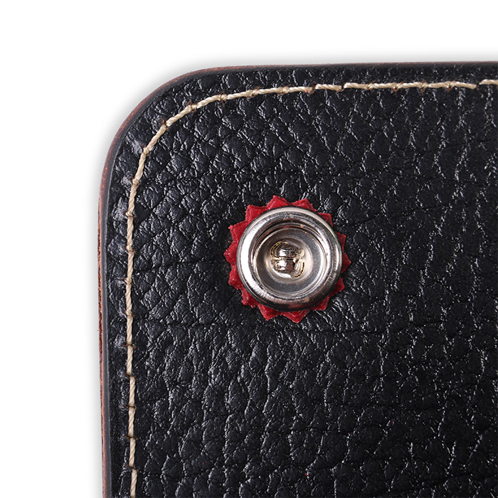 LT-0121 EMBOSSED TRUCKERS WALLET, MEDIUM