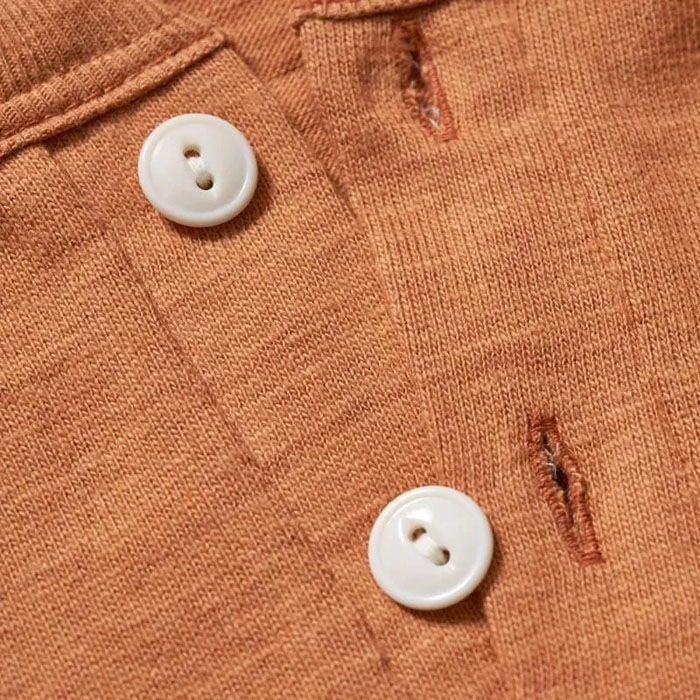 Lot 4601 HENLEY NECK TEE 26SS