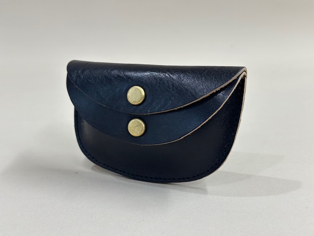 LOT1795Horsehide Double Flap Oval Coin Wallet