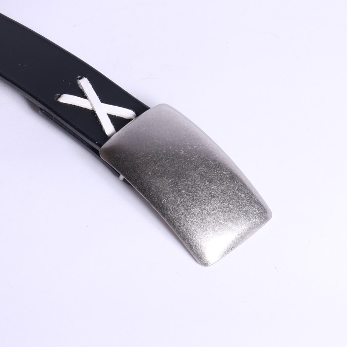 PLATE BUCKLE BENDS LEATHER BELT