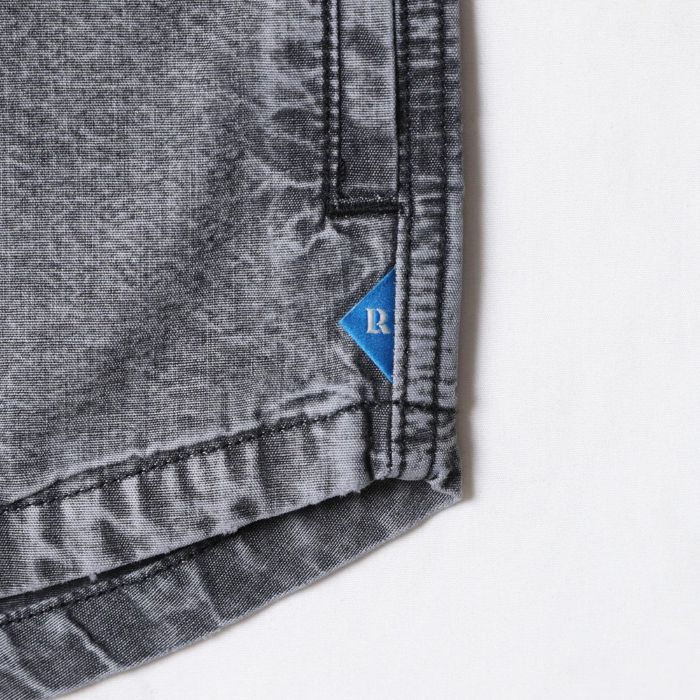 CHAMBRAY BASEBALL SHIRT