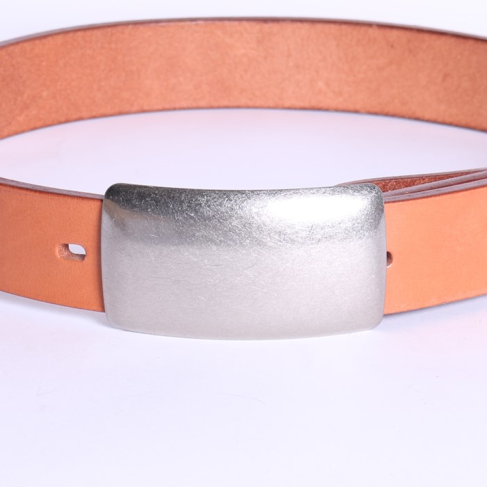 PLATE BUCKLE BENDS LEATHER BELT