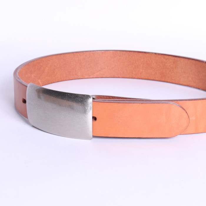 PLATE BUCKLE BENDS LEATHER BELT