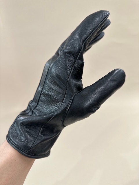 STANDARD HORSEHIDE LEATHER GLOVE LOT1680