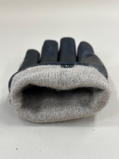 STANDARD HORSEHIDE LEATHER GLOVE LOT1680
