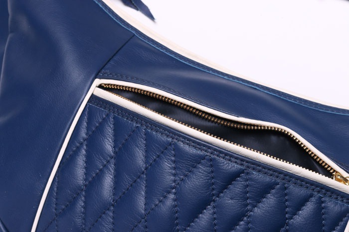 RIDING SHOULDER BAG LTD